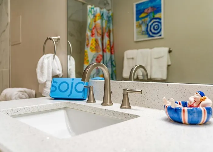 Club 303b By Youngs Suncoast