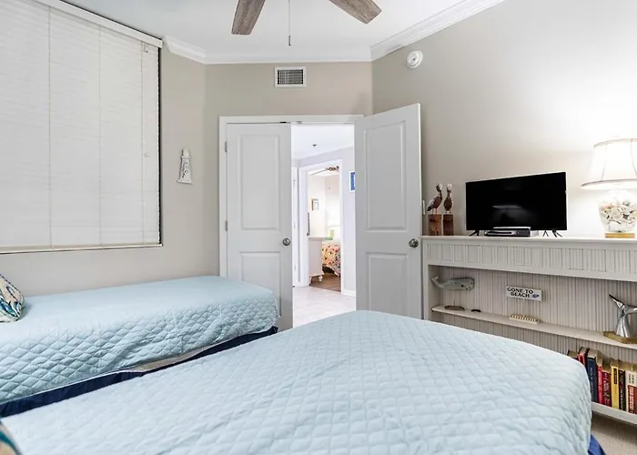 Club 303b By Youngs Suncoast *