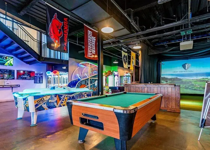 Club 303b By Youngs Suncoast * Gulf Shores