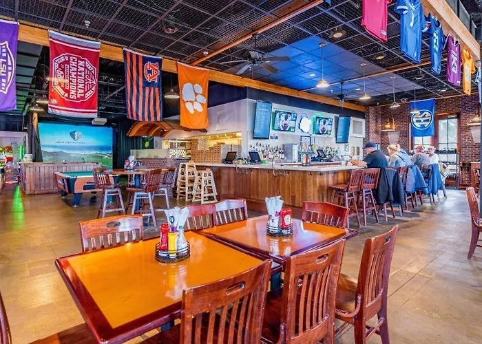 Club 303b By Youngs Suncoast *